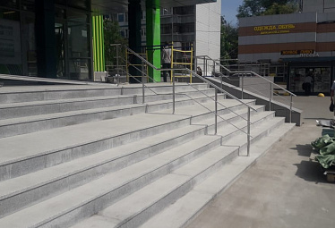 Двухригельные перила и ограждения купить в Новосибирске