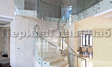 Стеклянные ограждения винтовой лестницы и баллюстрады купить в Новосибирске