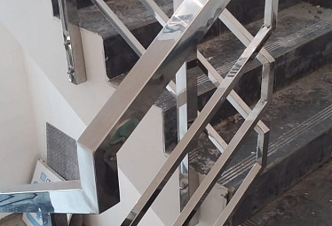 Четырёх и многоригельные перила и ограждения купить в Новосибирске