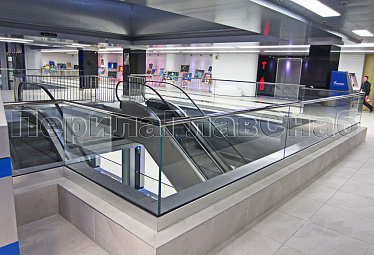 Стеклянные перила для атриумов купить в Новосибирске