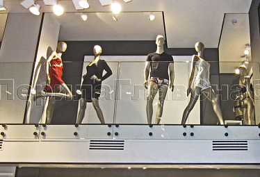 Стеклянные ограждения для торговых  и бизнес центров купить в Новосибирске