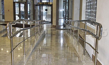 Ограждение пандуса с одним ригелем купить в Новосибирске