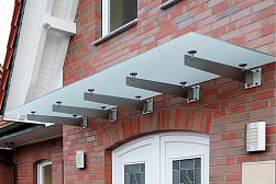 Консольные козырьки и навесы в Новосибирске. Готовые проекты ПерилаГлавСнаб - фото 10