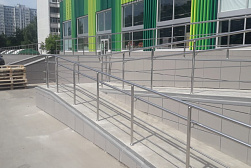 Поручни для инвалидов из нержавеющей стали в Новосибирске. Готовые проекты ПерилаГлавСнаб - фото 1