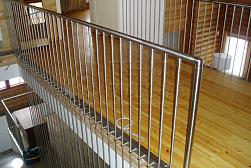 Перила и ограждения с вертикальным заполнением в Новосибирске. Готовые проекты ПерилаГлавСнаб - фото 18