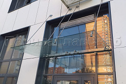 Стеклянные козырьки на вантах в Новосибирске. Готовые проекты ПерилаГлавСнаб - фото 10