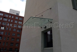 Стеклянные козырьки на вантах в Новосибирске. Готовые проекты ПерилаГлавСнаб - фото 3