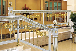 Латунные перила под золото в Новосибирске. Готовые проекты ПерилаГлавСнаб - фото 18