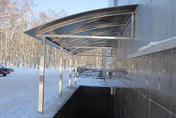 Козырьки и навесы на металлокаркасе в Новосибирске. Готовые проекты ПерилаГлавСнаб - фото 20