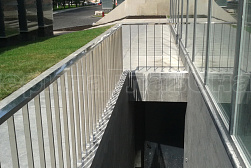 Перила и ограждения с вертикальным заполнением в Новосибирске. Готовые проекты ПерилаГлавСнаб - фото 5