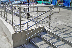 Поручни для инвалидов из нержавеющей стали в Новосибирске. Готовые проекты ПерилаГлавСнаб - фото 12