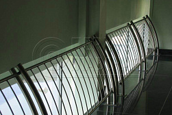 Ограждение на окна из нержавеющей стали в Новосибирске. Готовые проекты ПерилаГлавСнаб - фото 14