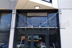 Стеклянные козырьки на вантах в Новосибирске. Готовые проекты ПерилаГлавСнаб - фото 9