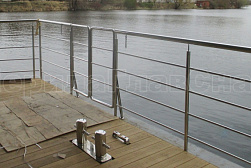 Ограждение лестницы от детей в Новосибирске. Готовые проекты ПерилаГлавСнаб - фото 8