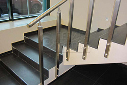 Перила и ограждения с вертикальным заполнением в Новосибирске. Готовые проекты ПерилаГлавСнаб - фото 13