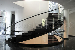 Стеклянные перила для винтовых лестниц в Новосибирске. Готовые проекты ПерилаГлавСнаб - фото 15