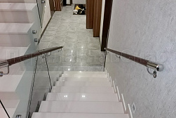 Цельностеклянные ограждения на несущем стекле в Новосибирске. Готовые проекты ПерилаГлавСнаб - фото 13