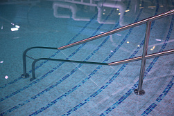 Поручни для бассейна в Новосибирске. Готовые проекты ПерилаГлавСнаб - фото 8