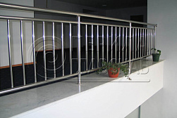 Перила и ограждения с вертикальным заполнением в Новосибирске. Готовые проекты ПерилаГлавСнаб - фото 4