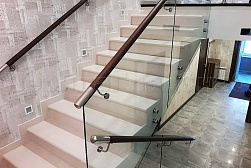 Перила и ограждения из нержавейки и дерева в Новосибирске. Готовые проекты ПерилаГлавСнаб - фото 15