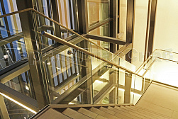 Стеклянные ограждения для торговых  и бизнес центров в Новосибирске. Готовые проекты ПерилаГлавСнаб - фото 21