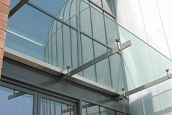 Консольные козырьки и навесы в Новосибирске. Готовые проекты ПерилаГлавСнаб - фото 9