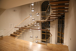 Стеклянные перила для лестниц в Новосибирске. Готовые проекты ПерилаГлавСнаб - фото 18