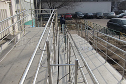 Поручни для инвалидов из нержавеющей стали в Новосибирске. Готовые проекты ПерилаГлавСнаб - фото 5