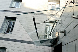 Козырьки и навесы на металлокаркасе в Новосибирске. Готовые проекты ПерилаГлавСнаб - фото 9